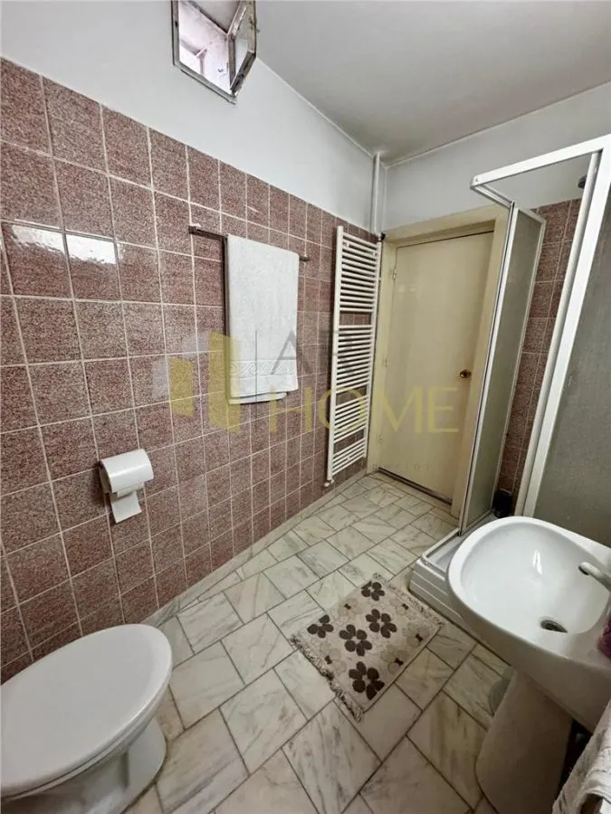 Vanzare casa 6 camere, in Ploiesti, zona centrala - foto 22