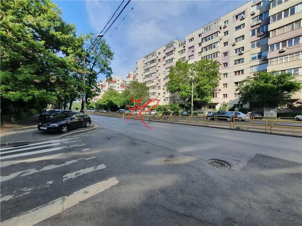 Vanzare apartament 3/4 camereTurda ideal birou, total renovat - foto 4
