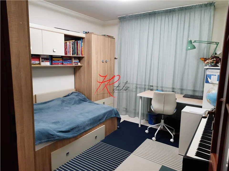 Vanzare apartament 3 camere Teiul Doamnei, total renovat - foto 5