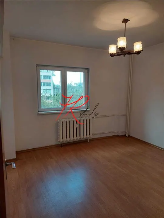 Vanzare Apartament de 4 camere pe Stefan cel Mare - foto 7