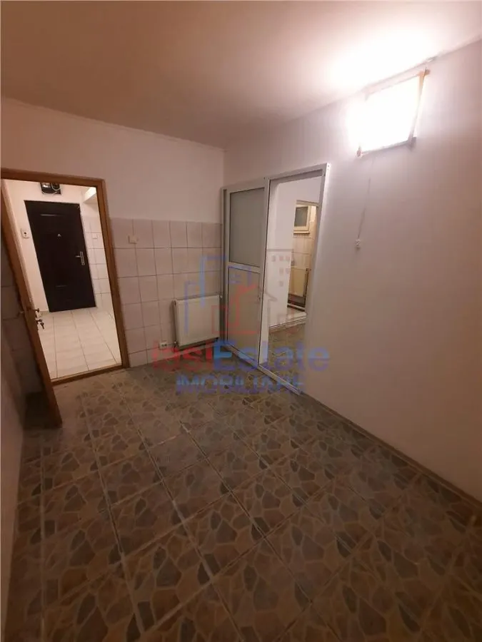 Apartament 2 camere Zimbru - foto 4
