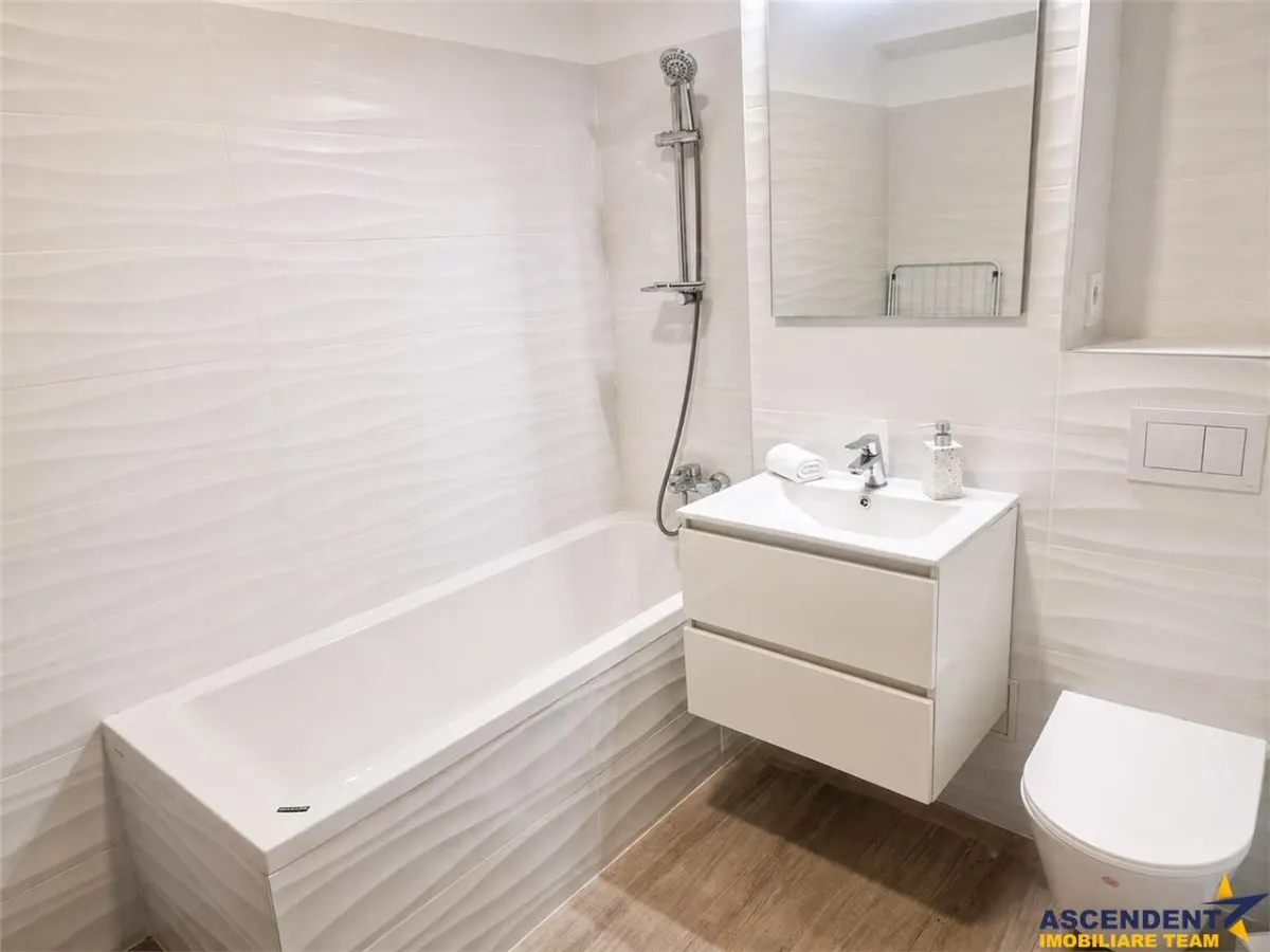 Apartament generos si elegant, Tractorul, SOHO, Brasov - foto 6