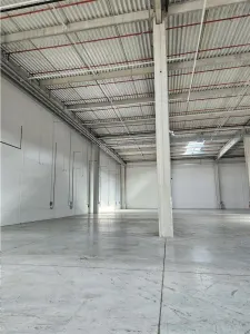 Spatiu Industrial - 5300 mp - Logistica - Productie - Depozitare - Distributie - foto 4