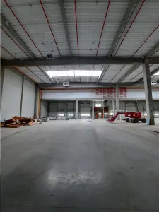 Spatiu Industrial - 7050 mp - Logistica - Productie - Depozitare - Distributie - foto 4
