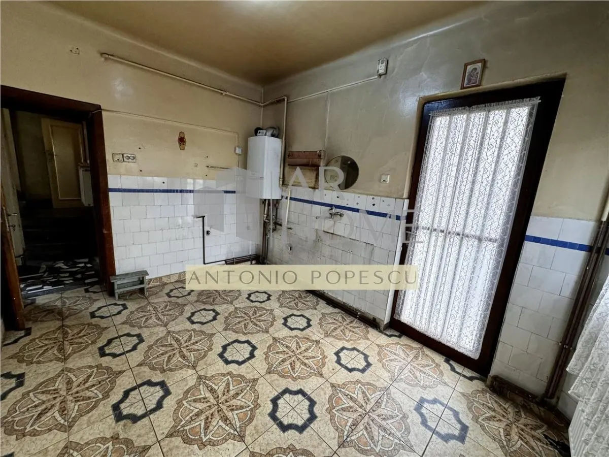 Vanzare casa S+P+1+Pod, in Ploiesti, zona Nicopole - foto 18