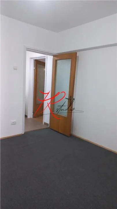 Vanzare apartament 3 camere Tei - foto 6