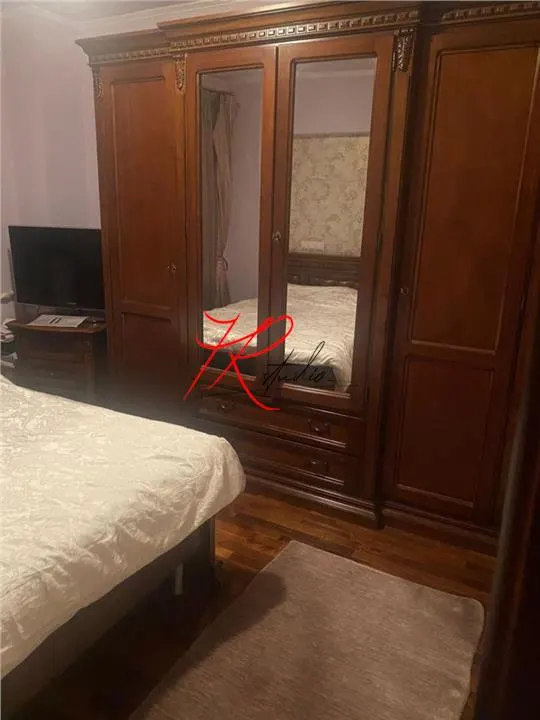 Vanzare apartament 4 camere mosilor, total renovat si mobilat - foto 2