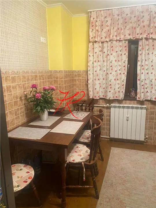 Vanzare apartament 4 camere mosilor, total renovat si mobilat - foto 8