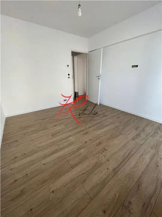 Vanzare apartament 3 camere Mihai Bravu- Ferdinand,  full renovat - foto 8