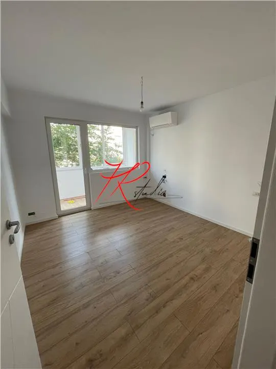 Vanzare apartament 3 camere Mihai Bravu- Ferdinand,  full renovat - foto 9