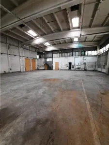 Spatiu Industrial - 1000 mp - Productie - Depozitare - Codlea