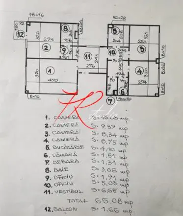 Vanzare apartament 4 camere Teiul Doamnei - foto 1