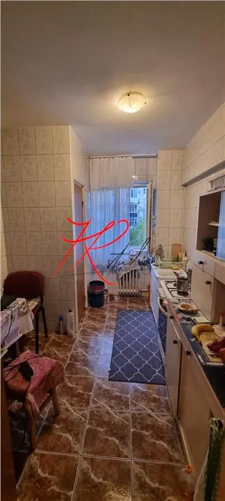 Vanzare apartament 3 camere Tei - foto 4