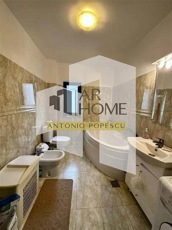 Vanzare casa 5 camere, in Ploiesti, zona Albert. - foto 9