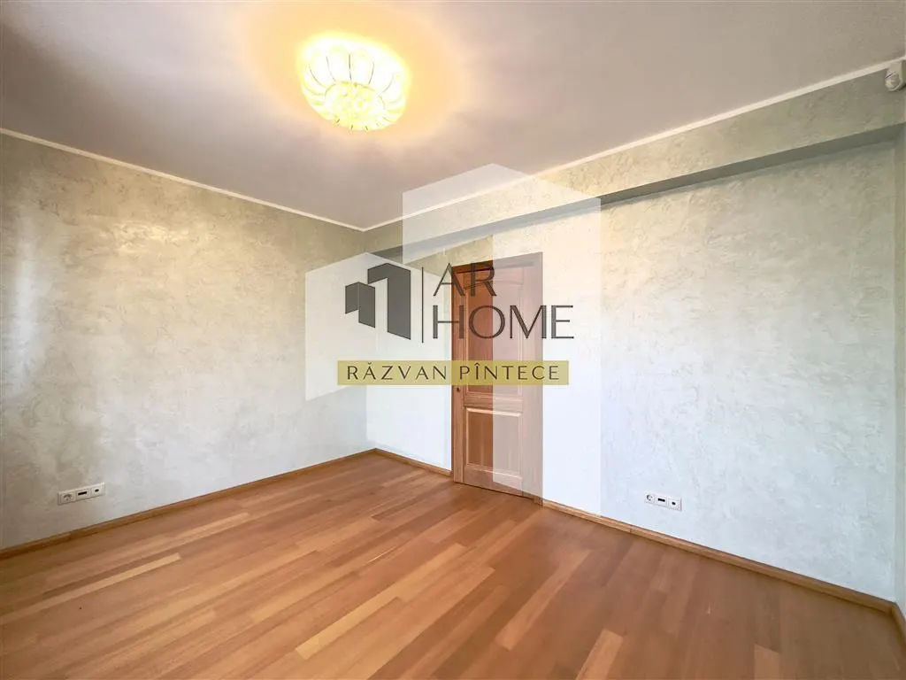 Vila D+P+2E, 8 camere, 390 mp teren, zona ultracentral, Ploiesti - foto 23