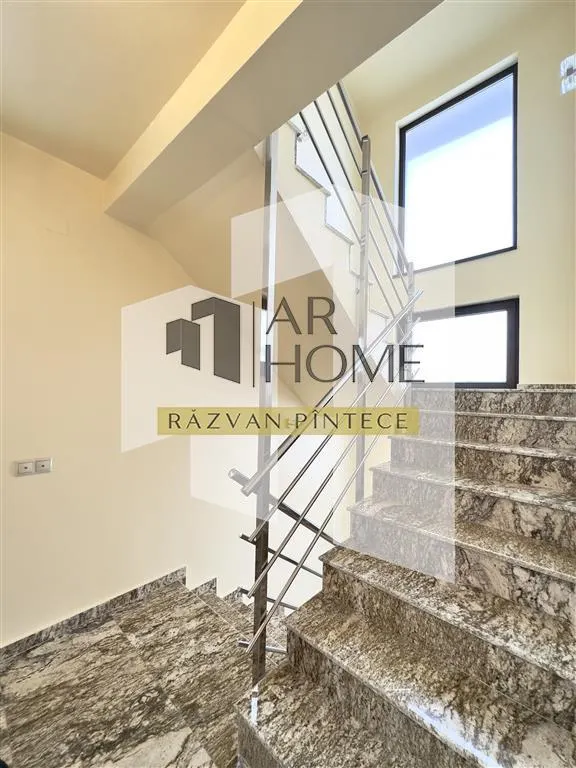 Vila D+P+2E, 8 camere, 390 mp teren, zona ultracentral, Ploiesti - foto 24