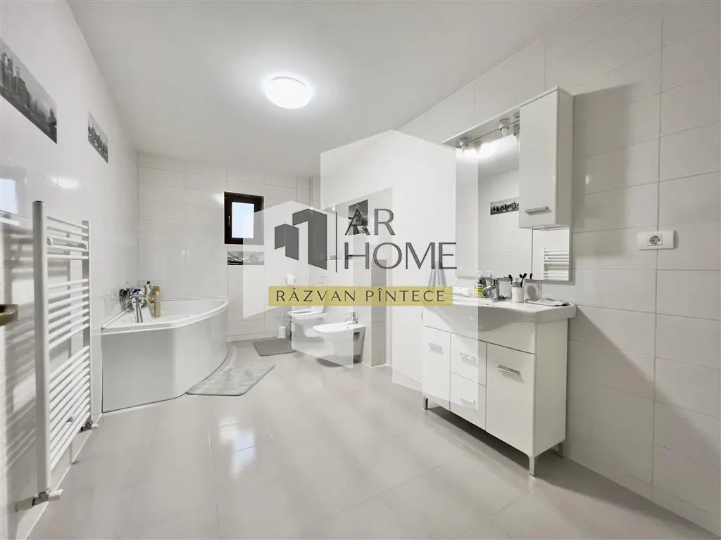 Vila de lux, P+1E+pod, 5 camere, garaj, zona Albert Nord, Ploiesti - foto 21