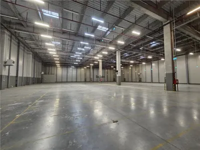 Spatii Industriale - 5000 mp - Logistica - Depozitare - Productie - foto 11