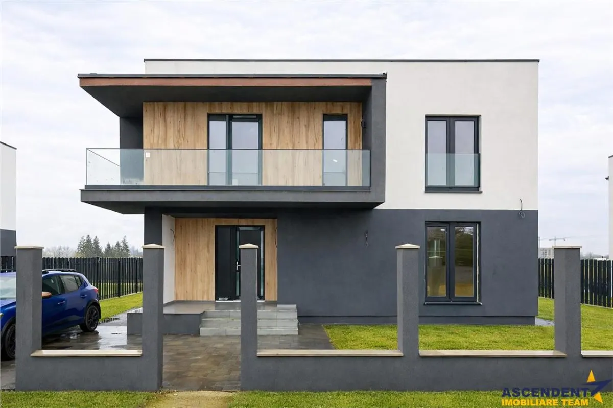 Vila in aliniament arhtectural luminos,  Sanpetru - foto 3