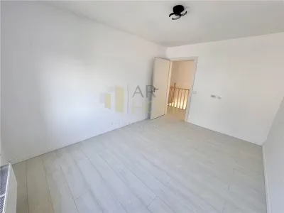 Vanzare casa 4 camere, in Strejnicu, la 5 minute de Ploiesti - foto 16