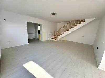 Vanzare casa 4 camere, in Strejnicu, la 5 minute de Ploiesti - foto 18