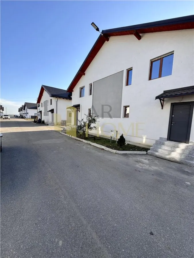 Vanzare casa 4 camere, in Strejnicu, la 5 minute de Ploiesti - foto 21