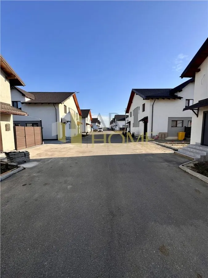 Vanzare casa 4 camere, in Strejnicu, la 5 minute de Ploiesti - foto 22
