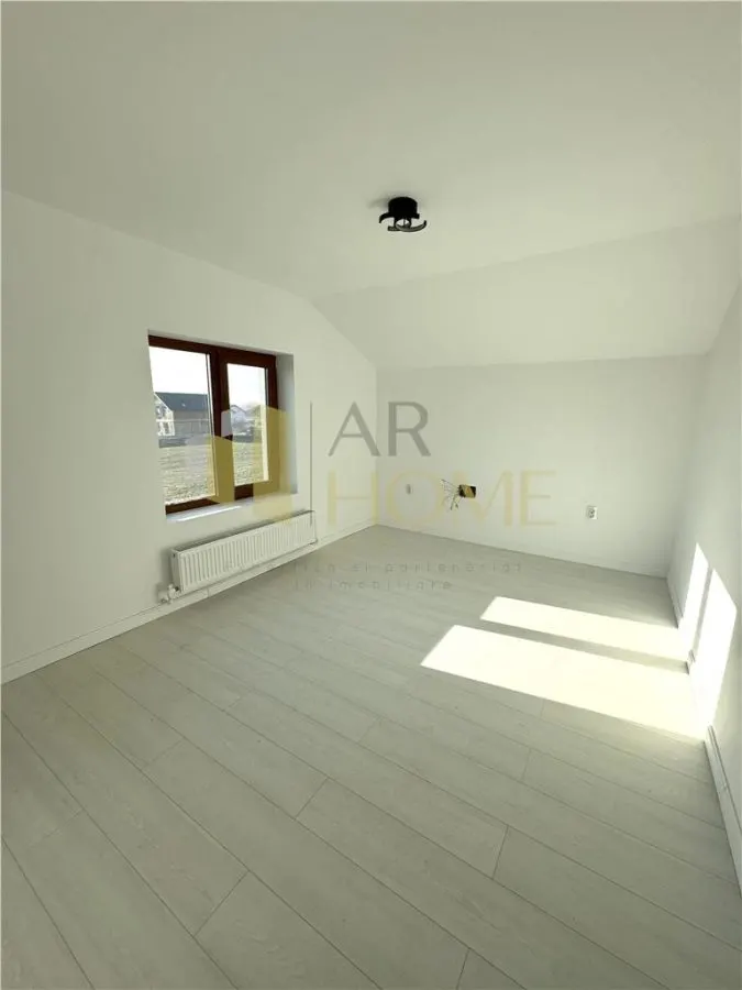 Vanzare casa 4 camere, in Strejnicu, la 5 minute de Ploiesti - foto 7