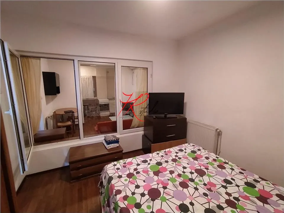 Vanzarea apartament 2 camere in Vila, Unirii, 0% comision - foto 1