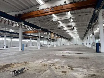 Spatiu Industrial - 5000 mp - Productie - Depozitare - Distributie - foto 4