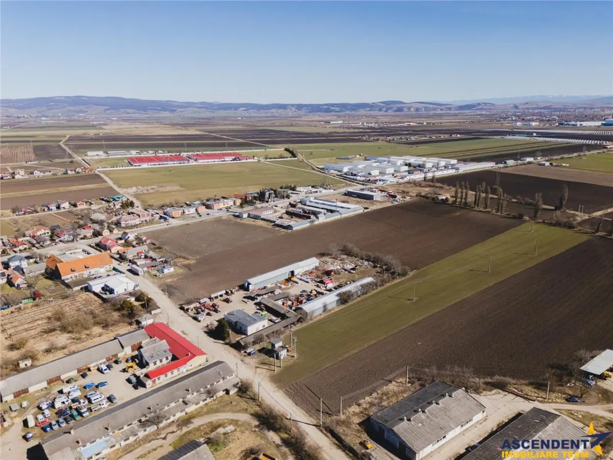 Lot intravilan industrial, deschidere extindere, Central, Halchiu, Brasov - foto 2