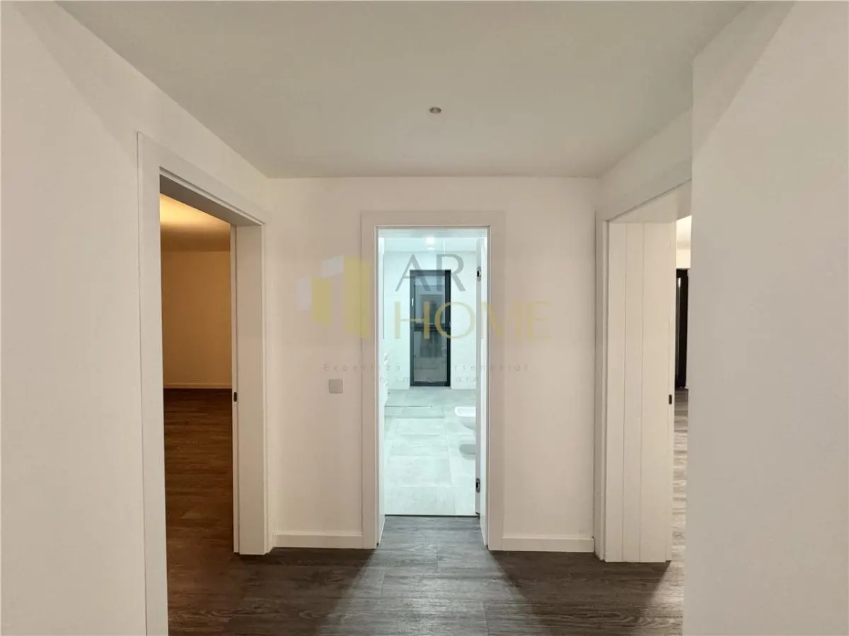 Apartament 4 camere pentru birouri sau rezidential, Albert Ploiesti - foto 12