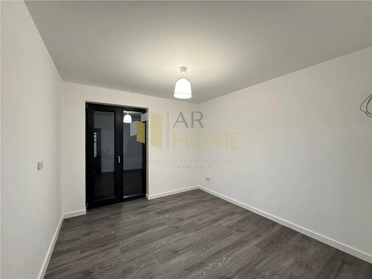 Apartament 4 camere pentru birouri sau rezidential, Albert Ploiesti - foto 13