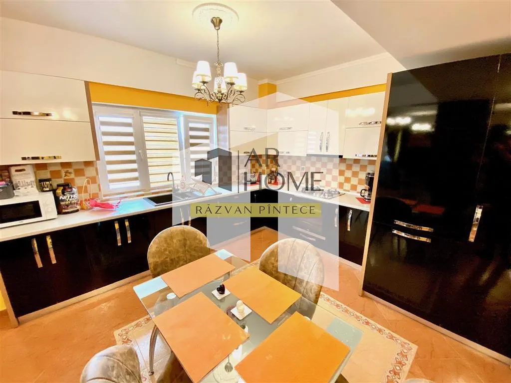 Apartament 3 camere, decomandat, 100 mp, zona Republicii, Ploiesti - foto 4