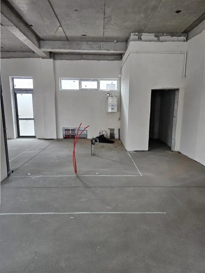 Spatiu Comercial - 200 mp - Showroom - Servicii - Clinica Medicala - foto 12