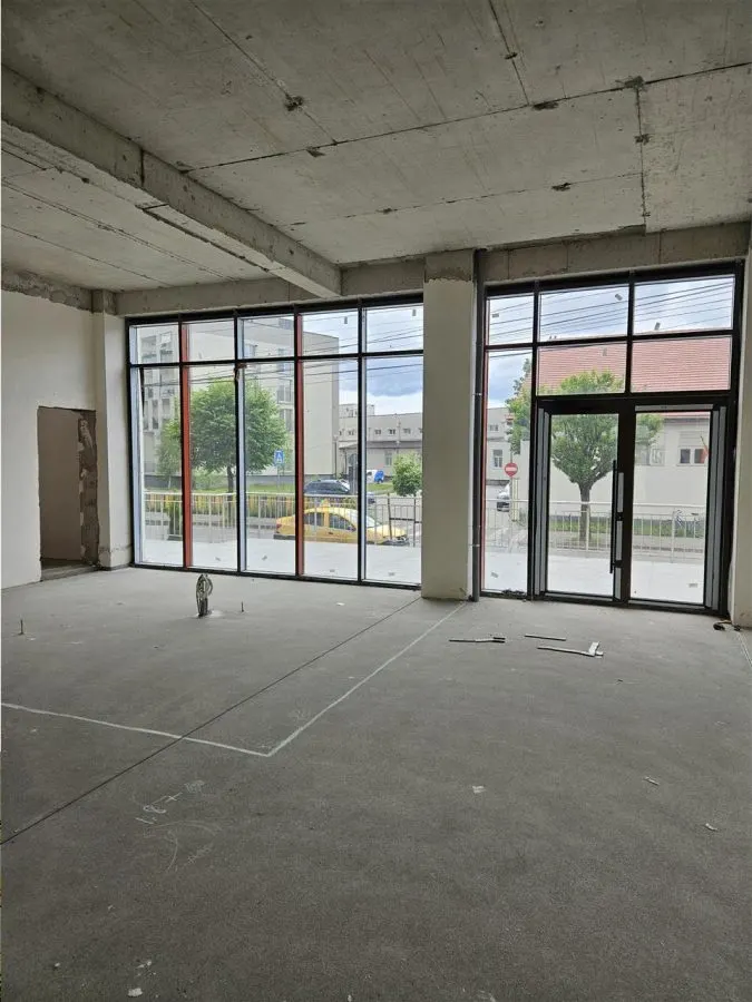 Spatiu Comercial - 200 mp - Showroom - Servicii - Clinica Medicala - foto 15
