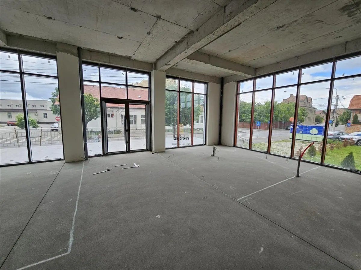 Spatiu Comercial - 200 mp - Showroom - Servicii - Clinica Medicala - foto 16