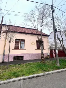 Casa cu 3 camere pe strada G. Georgescu | Cartier exclusivist - Satu Mare