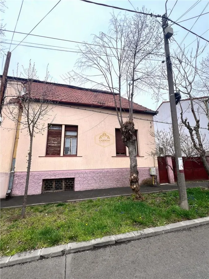 Casa cu 3 camere pe strada G. Georgescu | Cartier exclusivist - foto 1
