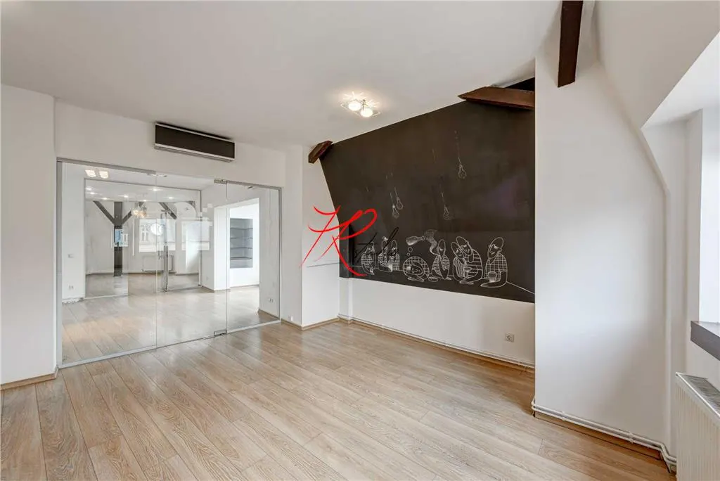 Vanzare apartament 5 camere in vila Romana , renovat, cu CT - foto 3