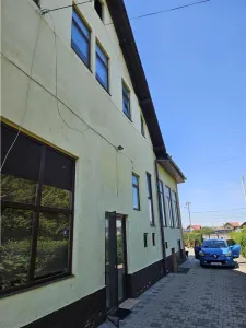 Vila spatioasa, hale si teren total 1700 mp, Calea Surii Mici, Sibiu - foto 4