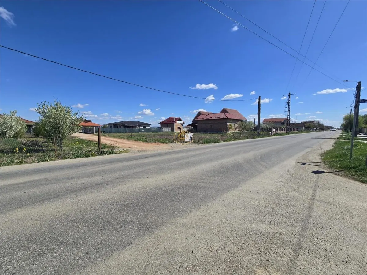 Teren intravilan | Potrivit pentru constructia une locuinte - foto 6