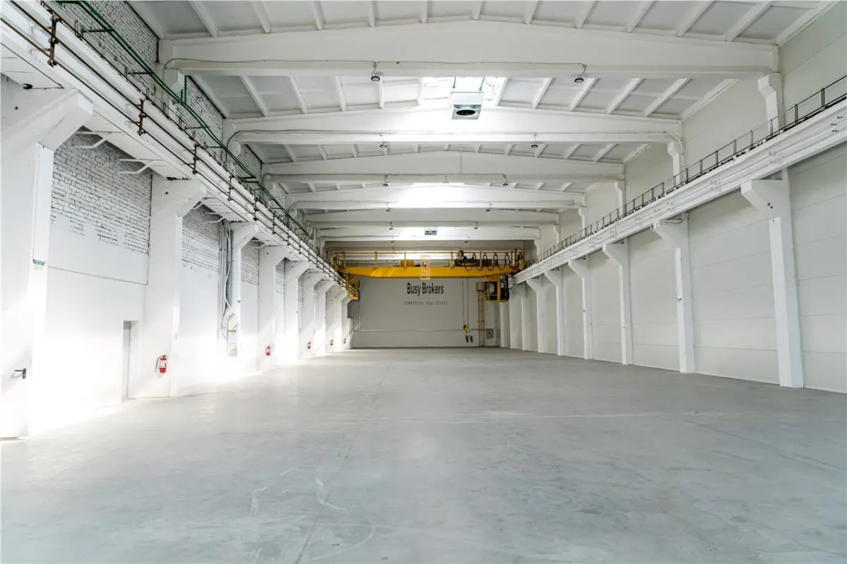 Spatiu Industrial - 1300 mp - Productie - Depozitare - Distributie - foto 3