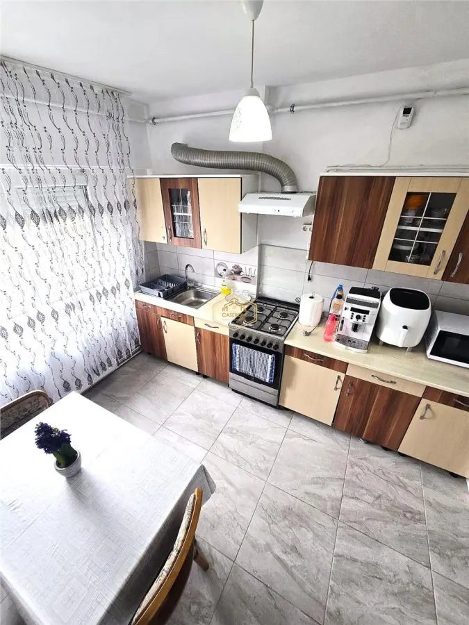 Apartament 2 camere decomandat | Micro 16 | Str Brandusa - foto 3