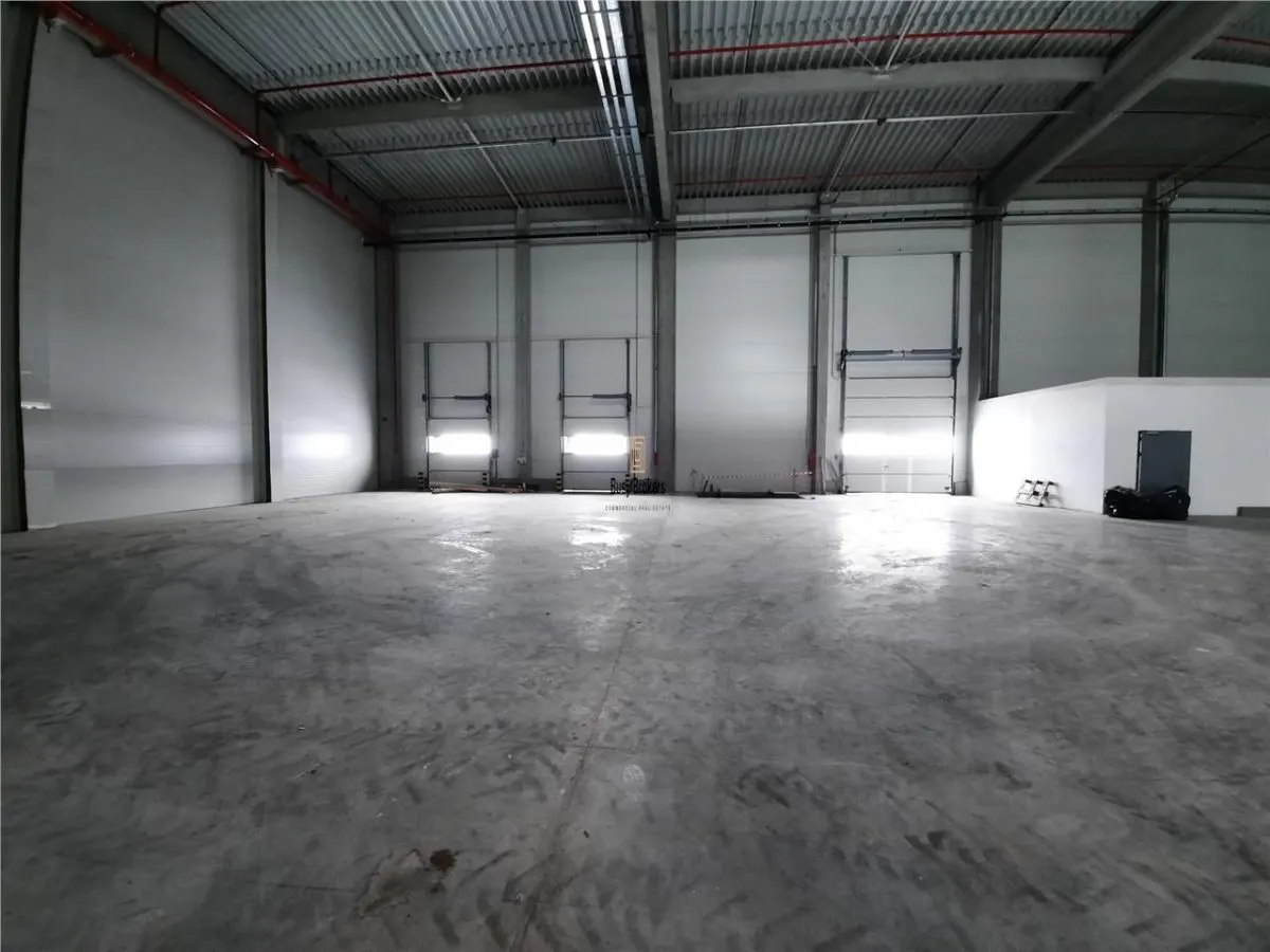 Spatiu Industrial - 900 mp - Productie - Depozitare - Distributie - foto 12