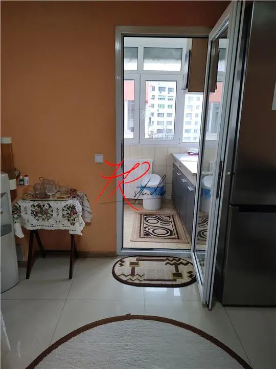 Vanzare apartament 4 camere Teiul Doamnei - foto 9