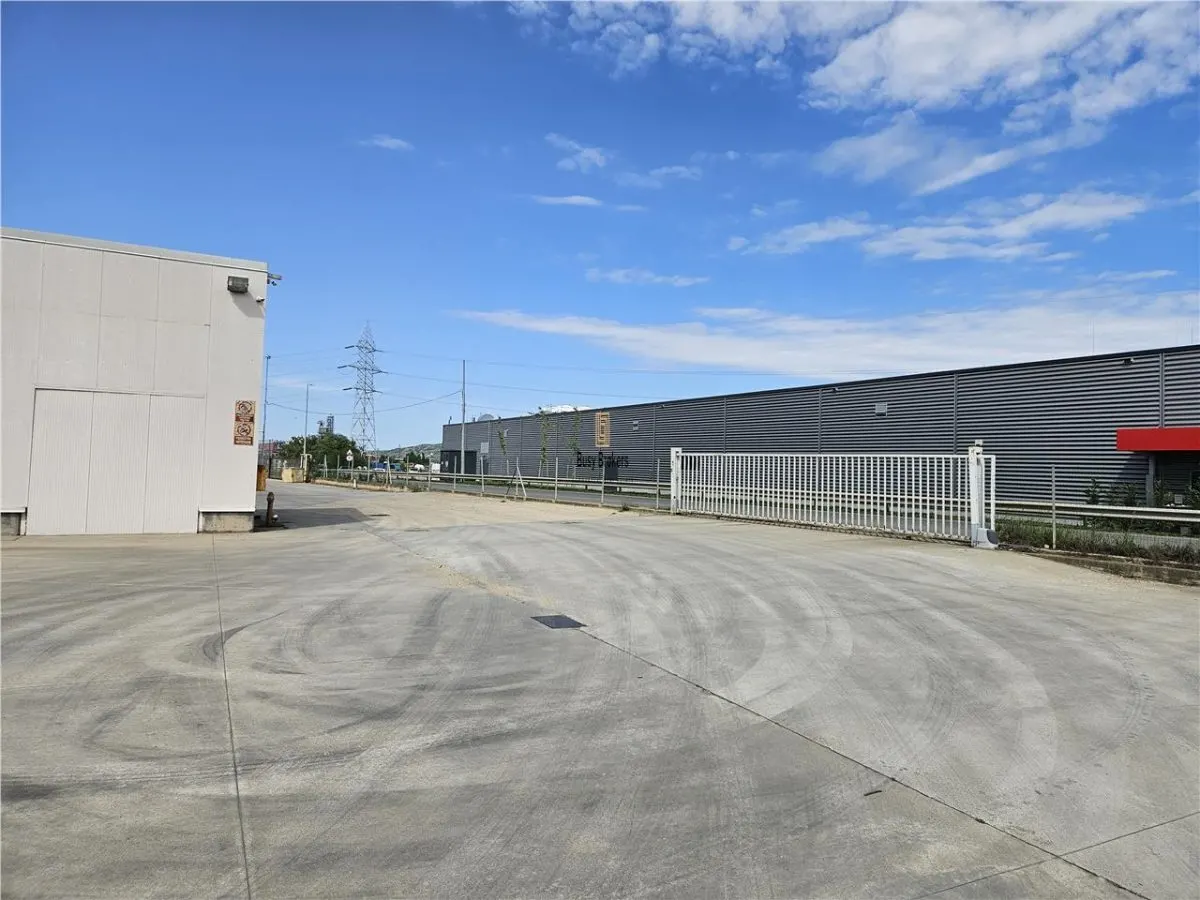 Spatiu Industrial -  2500 mp - Productie - Depozitare - Distributie - foto 18