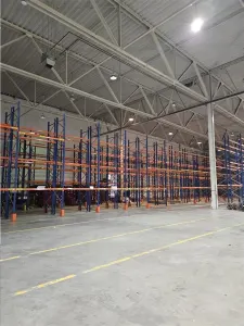Spatiu Industrial - 4000 mp - Logistica - Depozitare - Distributie - foto 2