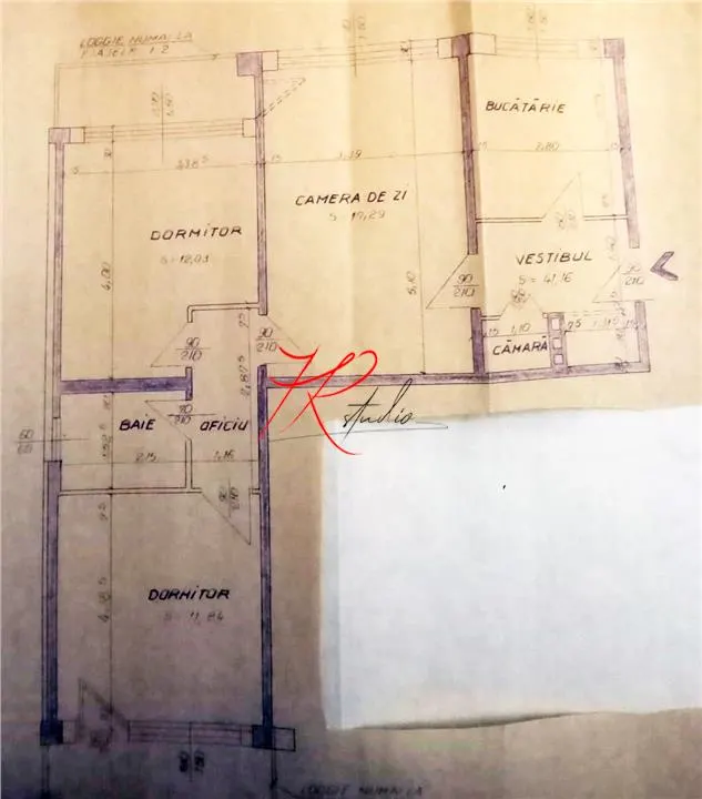 Vanzare apartament 3 camere Teiul Doamnei, renovat - mobilat - foto 2