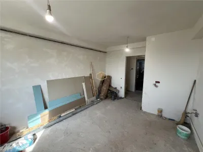 Etaj 3 | Garsoniera cu instalatii noi | Micro 15 - foto 7